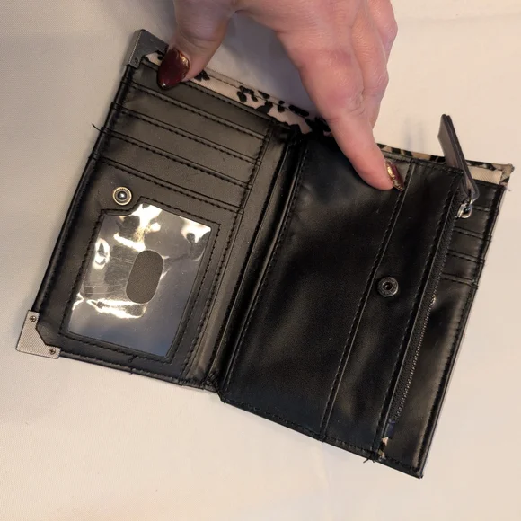 Kate Spade Black Saffiano Leather Wristlet & Assorted Wallet bundle - Picture 11 of 16